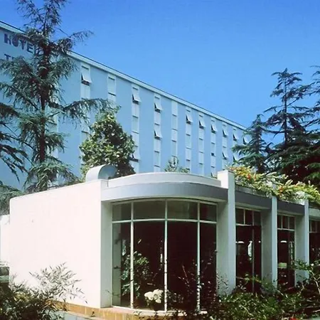 Terme 3* Монтичелли-Терме