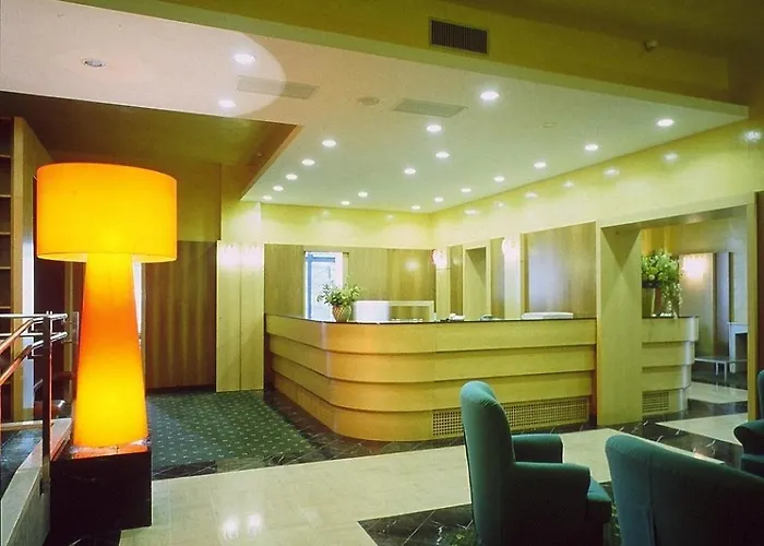 Otel Terme Monticelli Terme